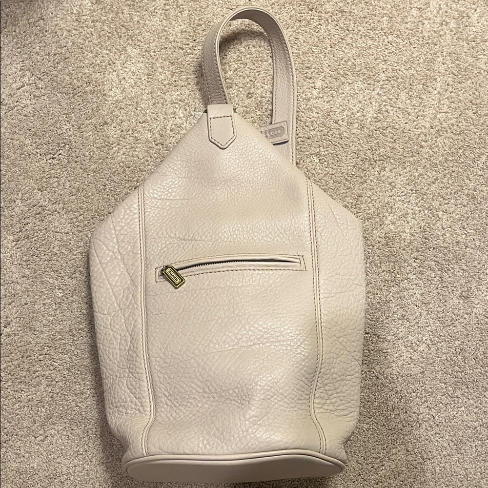Vintage Coach Sonoma Cream Sling/Shoulder Bag  NWOT! Soft, Pebbled Leather - Picture 2 of 10
